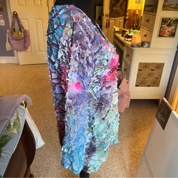 Colorful Top - Picture 3 of 6